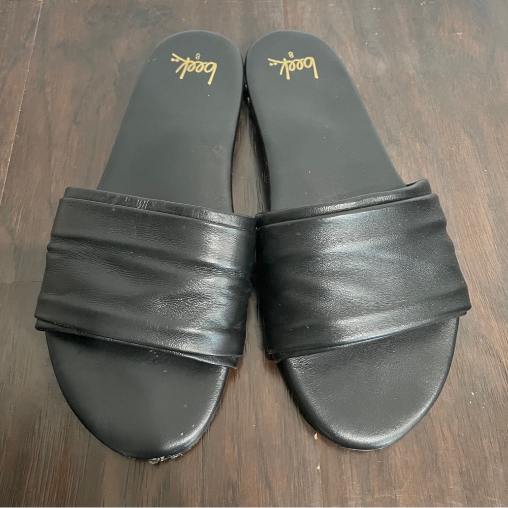 Beek Songbird Slide Sandals - Black